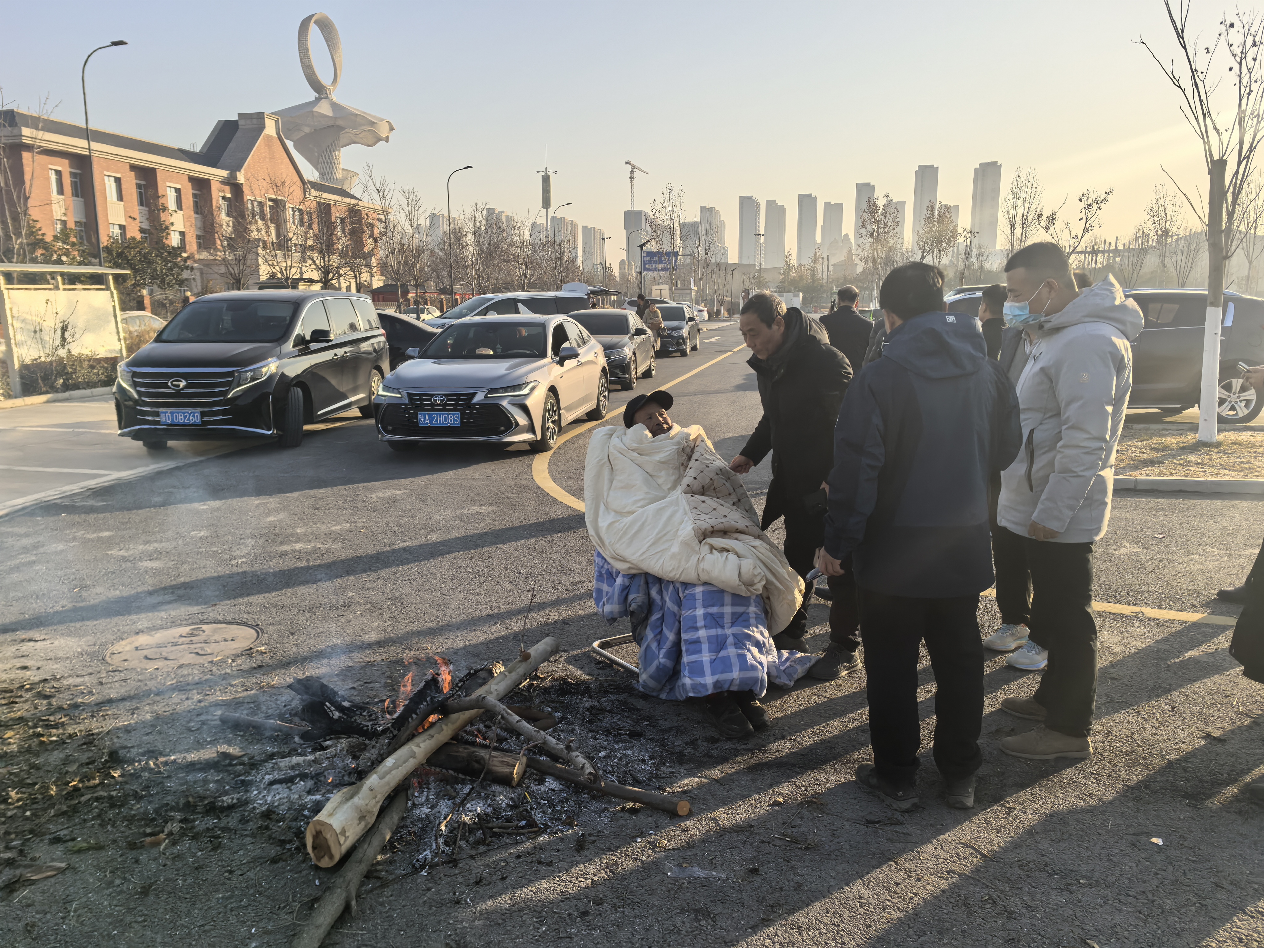 公司身邊好人|“只想快點聯(lián)系到他的家人！”